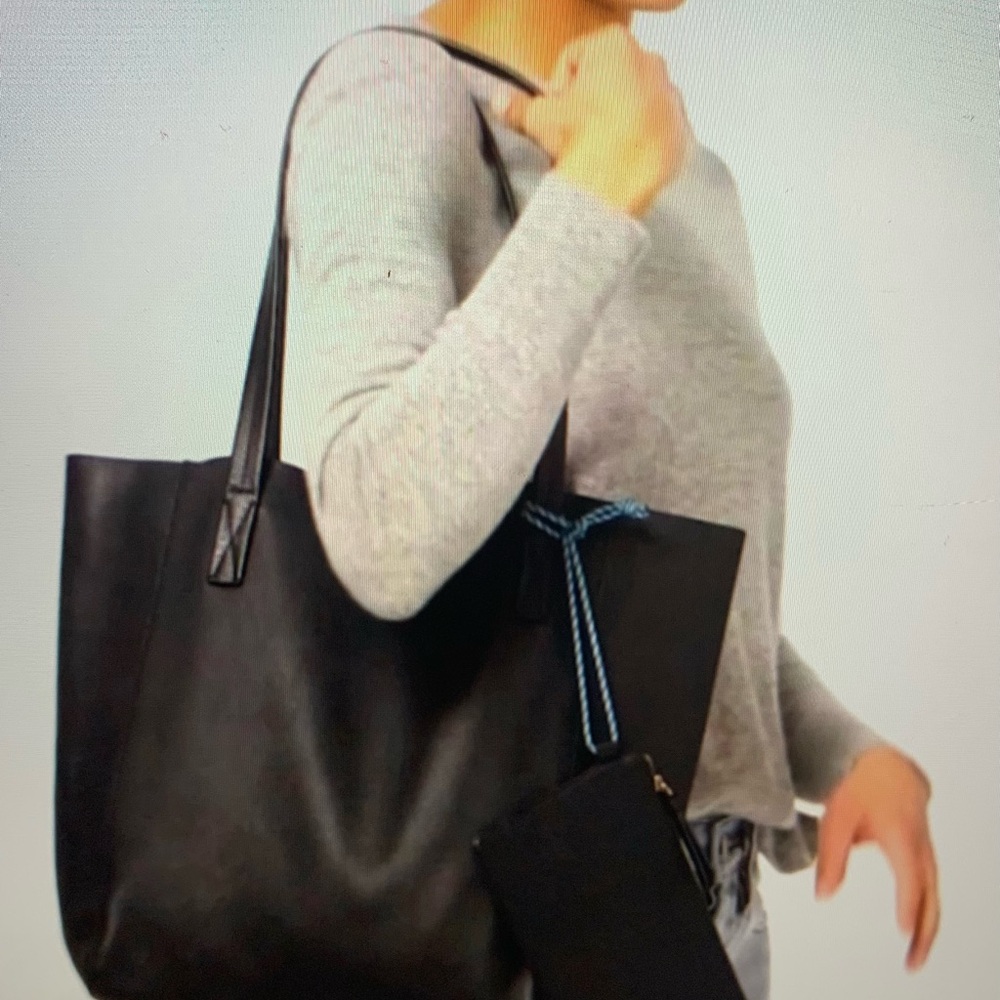 J. Crew Leather Tote with Zip Wallet, Navy. YELLOW detachable cord on wa…